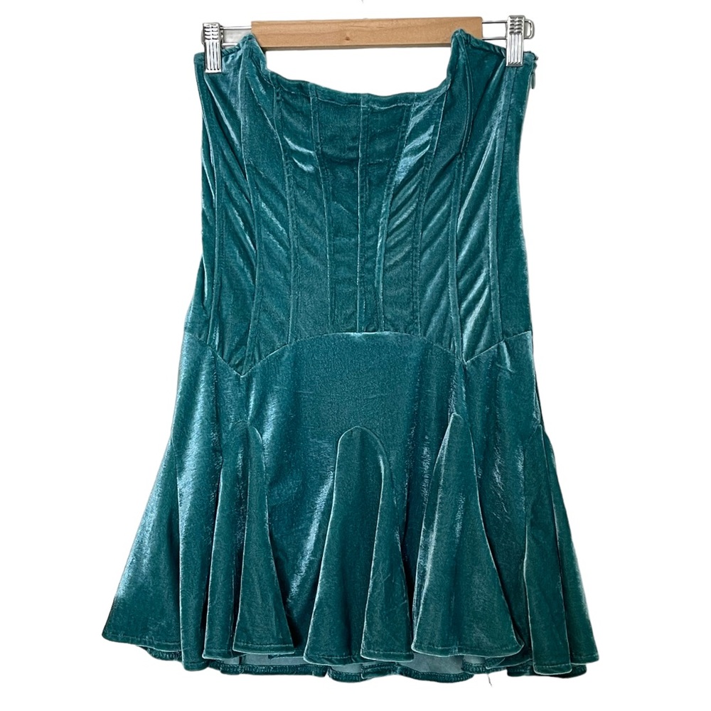 Urban Outfitters NWT Antoinette Velvet Bustier Pleated Hem Mini Dress Size M - Picture 11 of 15